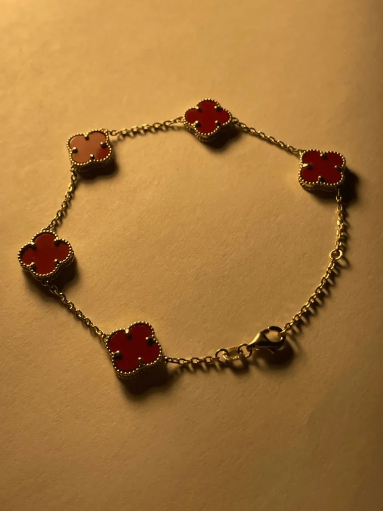 Red Clover Bracelet - 14kYG (Full View 3)-min_83_11zon