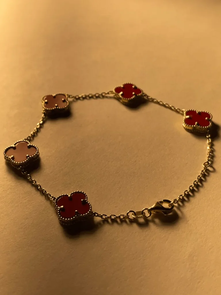 Red Clover Bracelet - 14kYG (Full View)-min_81_11zon